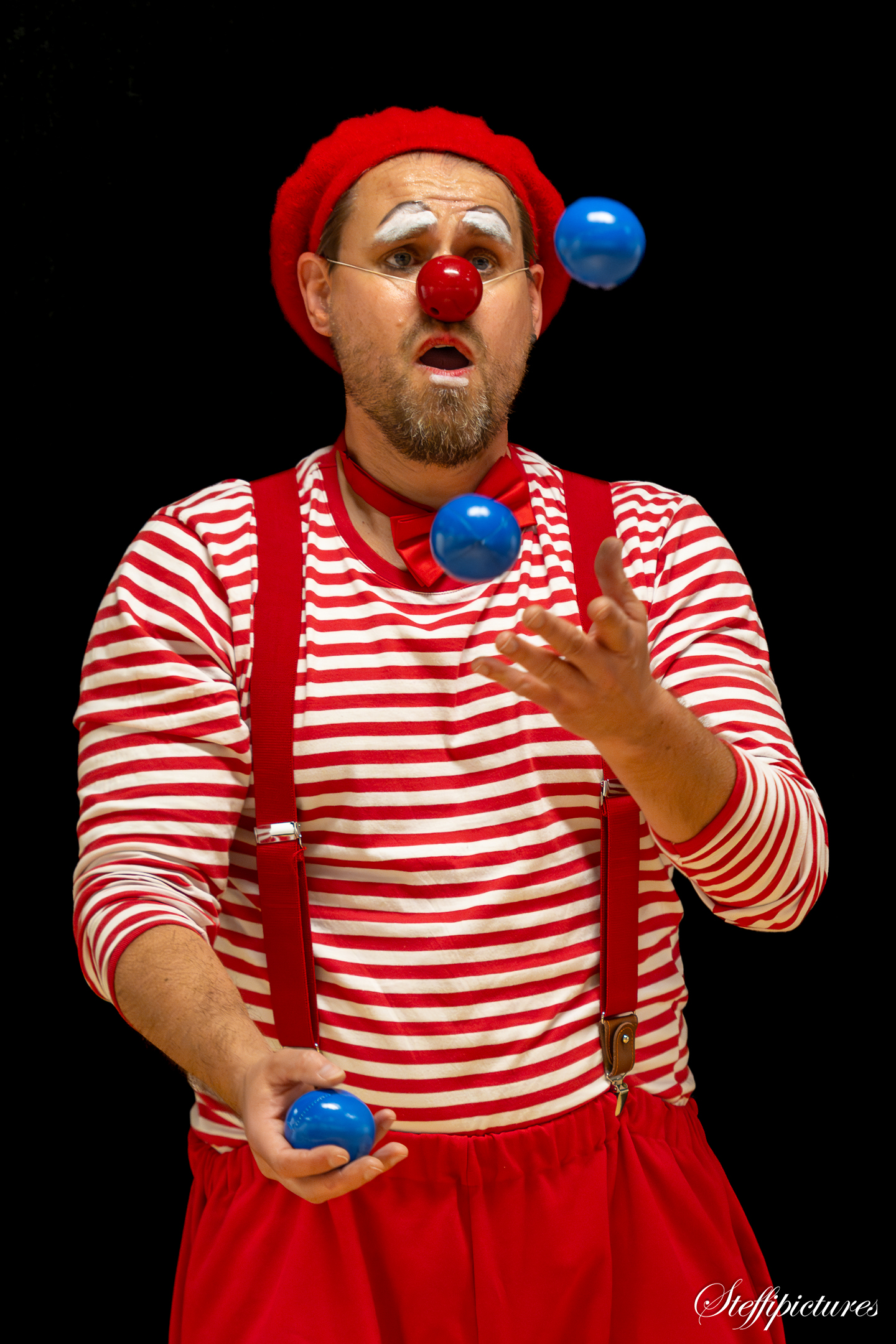 Clowns (38)