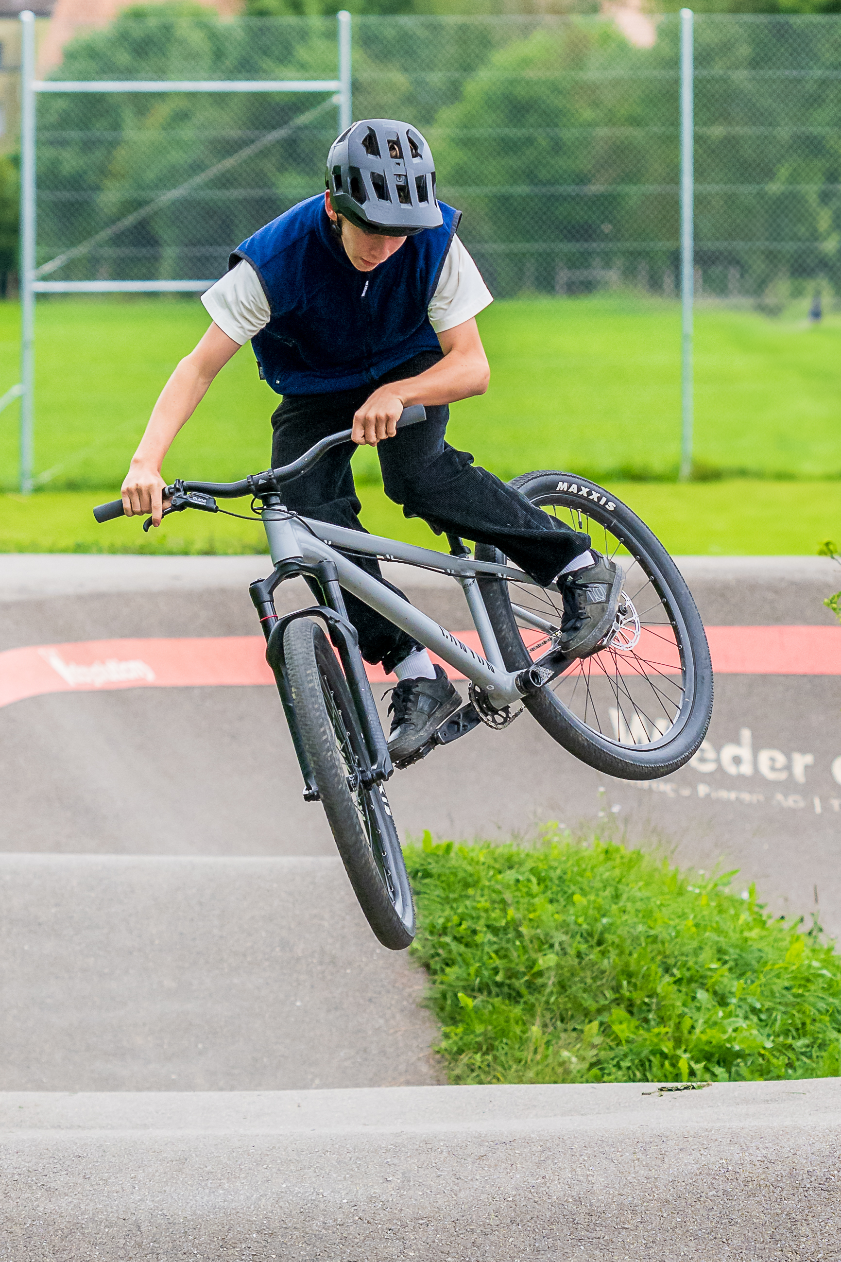 Pumptrack mit Statisten (1)